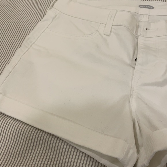 COPY - OLD NAVY: Everyday/ pixie/ white denim shorts x 4 - Picture 9 of 9